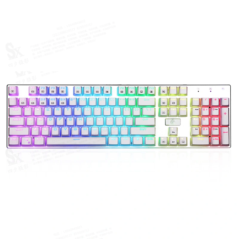 لوحة مفاتيح ميكانيكية للألعاب بـ 104 مفاتيح RGB سلكية USB